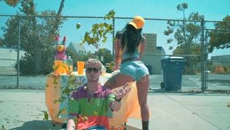 YUNG GRAVY RELEASES NEW VIDEO 
