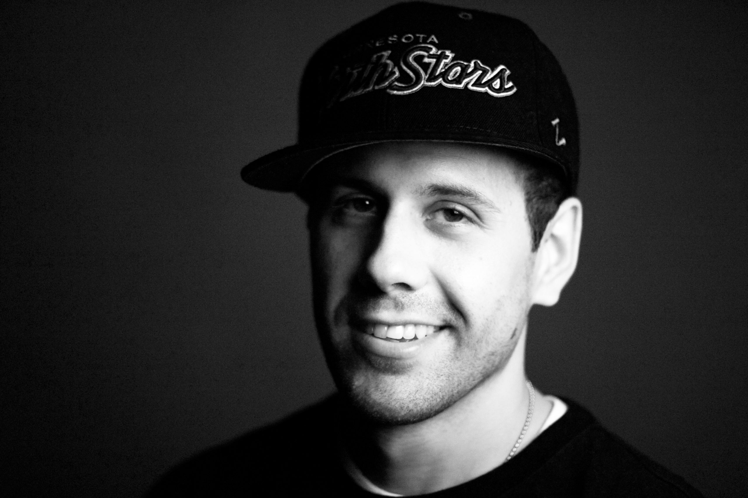 Robert “Woody” Nelson Joins Cumulus Minneapolis Classic Rock Station 92KQRS as Midday Host