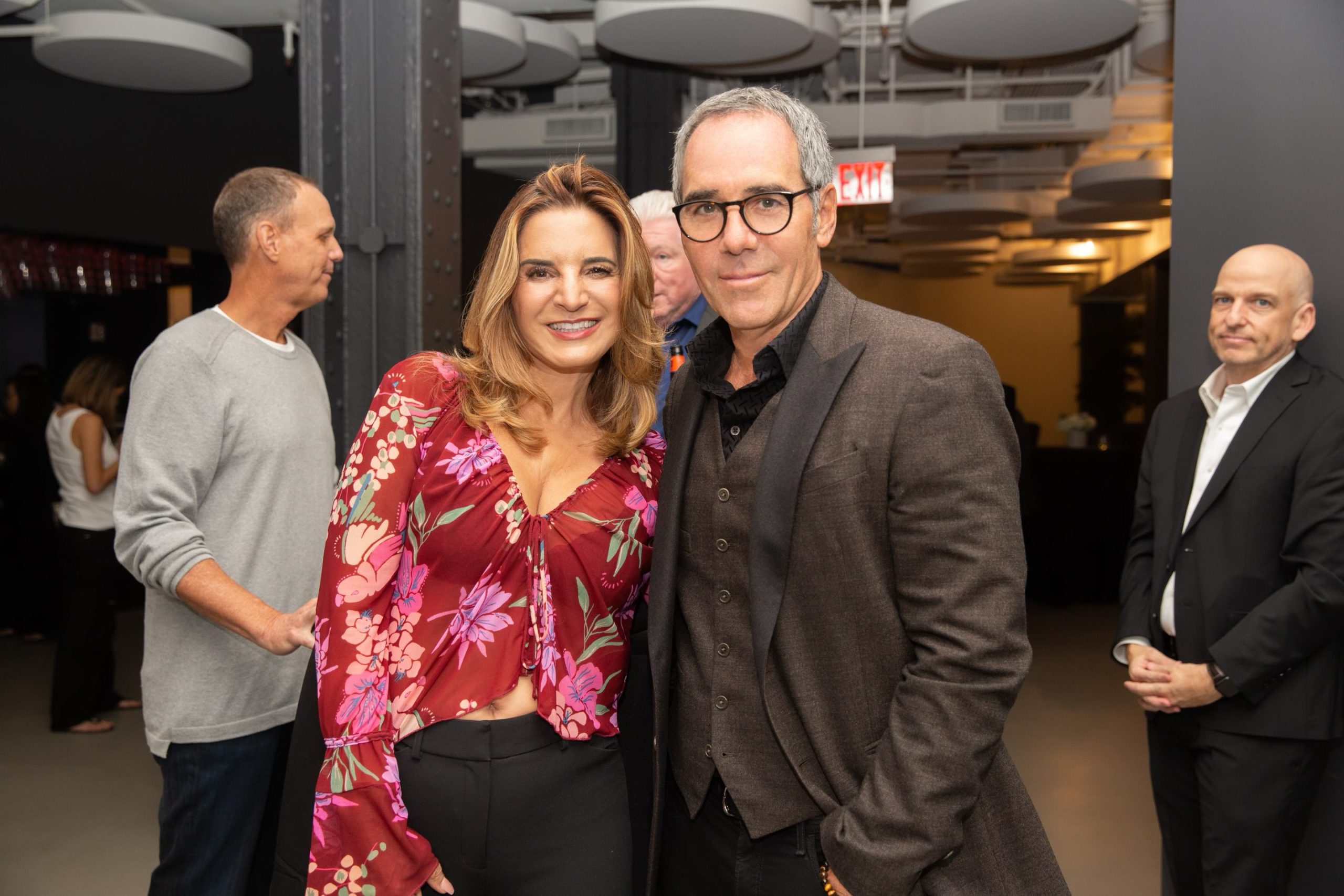 Mina Smith, Monte Lipman